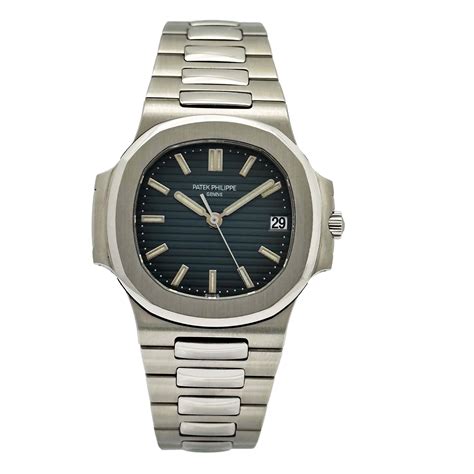 Patek Philippe Nautilus 5800 .